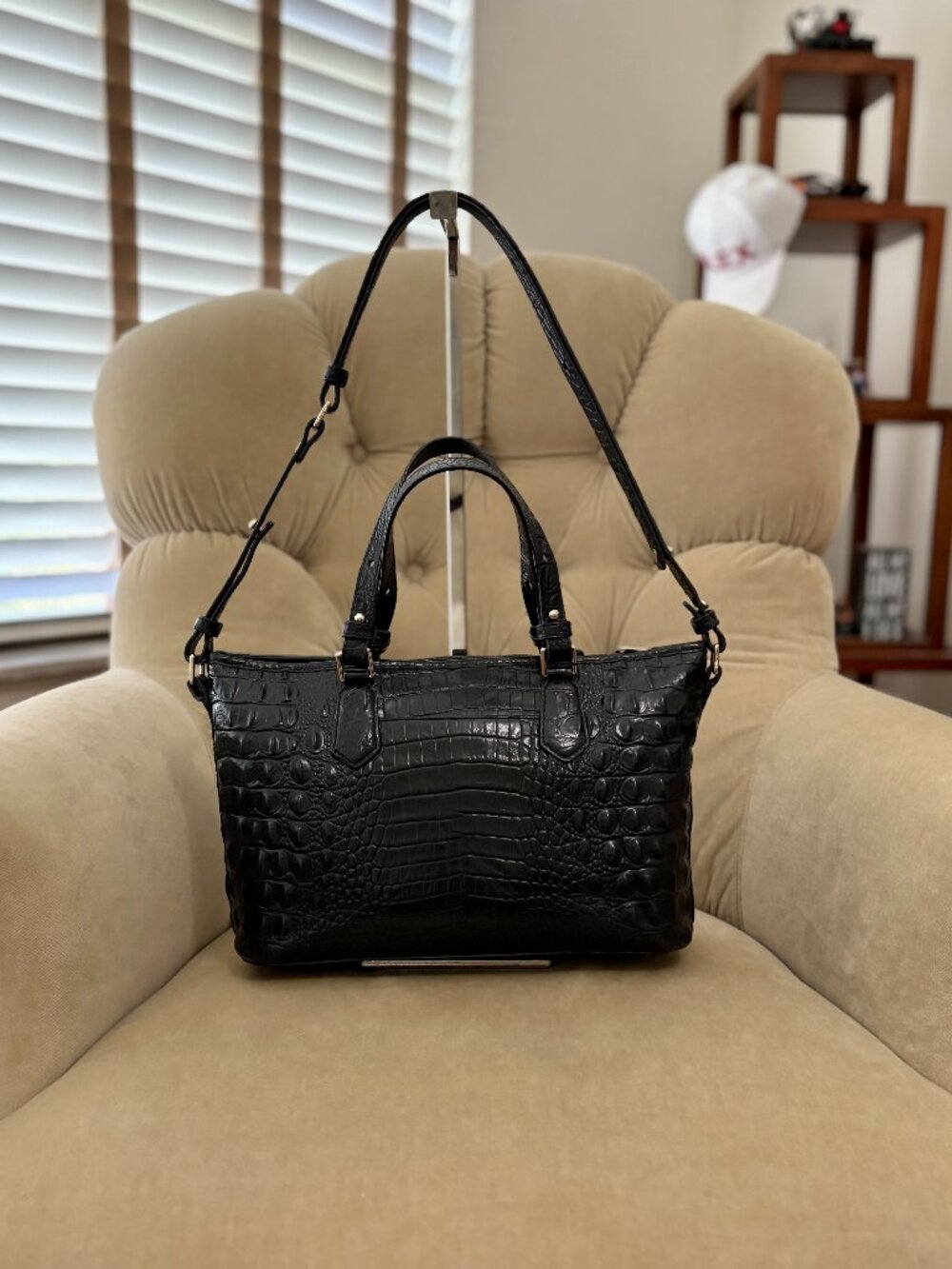 Auth BRAHMIN Signature MELBORNE Croc Embossed Leather Convertible Satchel Bag... - Picture 5 of 7